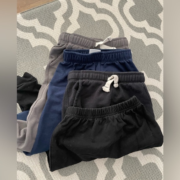 18-24m/2T fall/ winter lot - 30 pc set euc - Picture 9 of 10